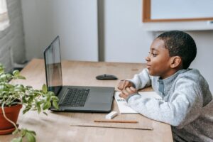 子供 プログラミング教室