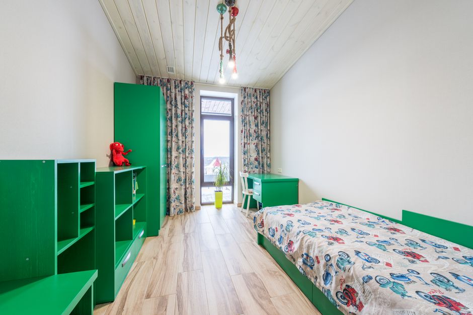 kids furniture store